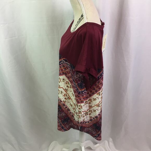 Rewind Floral Chevron Tee Maroon White Large - Picture 8 of 14